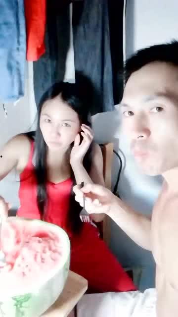 怎样吃情侣的瓜,揭秘情侣们的甜蜜瓜分之道-第3张图片-网曝911黑料热点事件