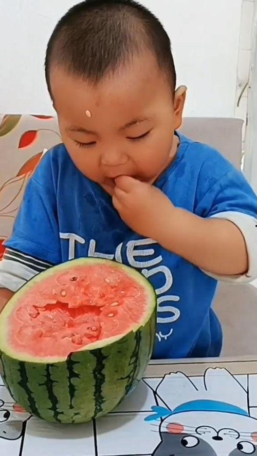 有吃瓜的拿来,吃瓜群众视角下的娱乐圈风云-第1张图片-网曝911黑料热点事件