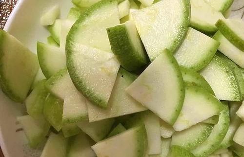 9-1吃瓜,揭秘网络热议背后的真相-第2张图片-网曝911黑料热点事件