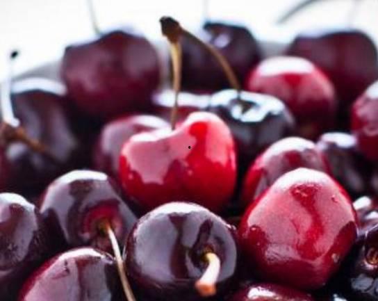 樱桃在线吃瓜群,揭秘网络社交圈的趣味与争议-第2张图片-网曝911黑料热点事件